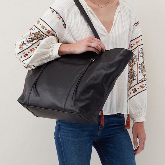 HOBO Handbags - Hobo Kingston Tote